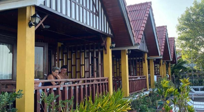Golden Hotel Dondet Muang Không Exteriér fotografie